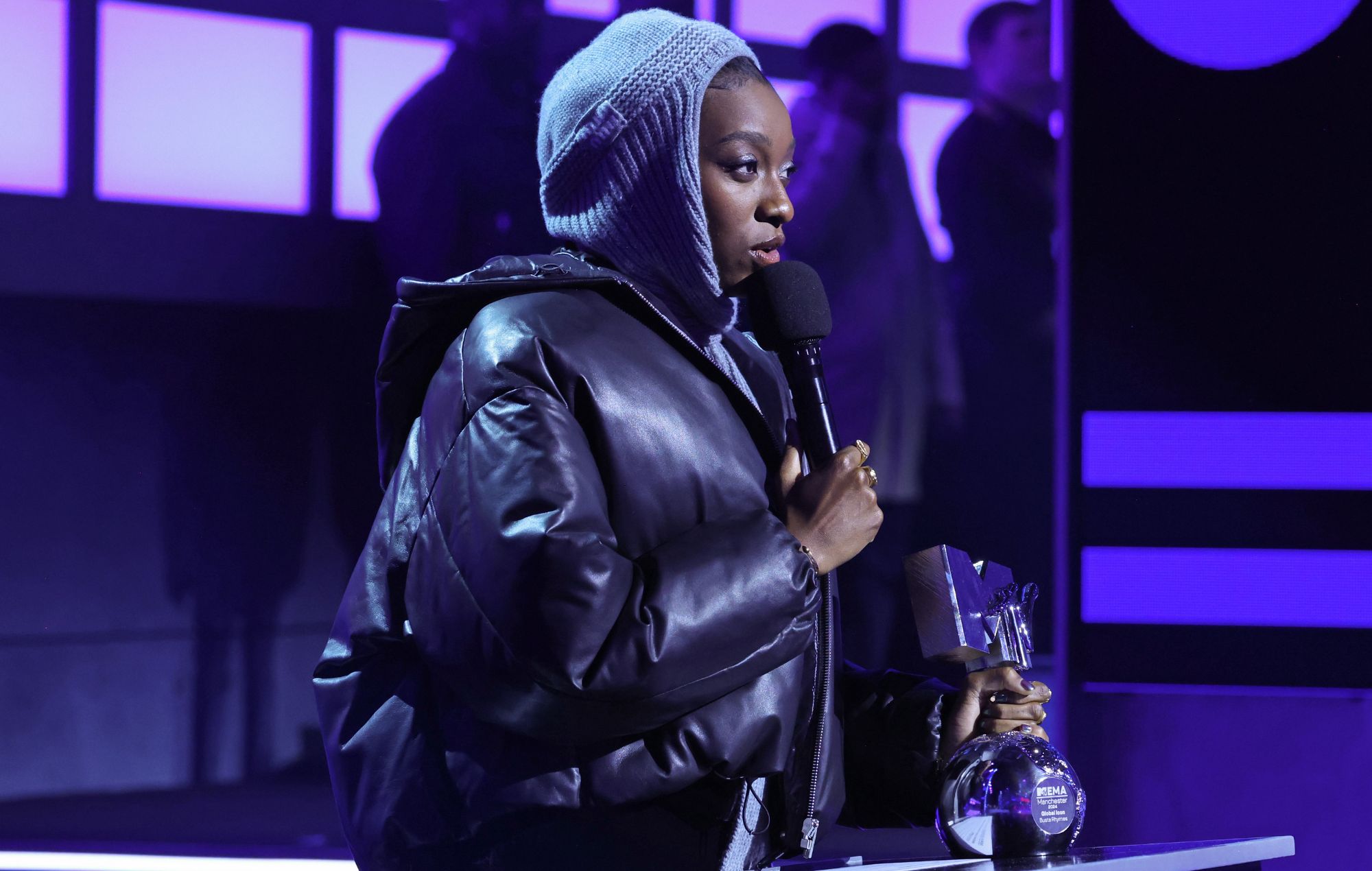 Little Simz awards the Global Icons Award on stage during MTV EMAS 2024