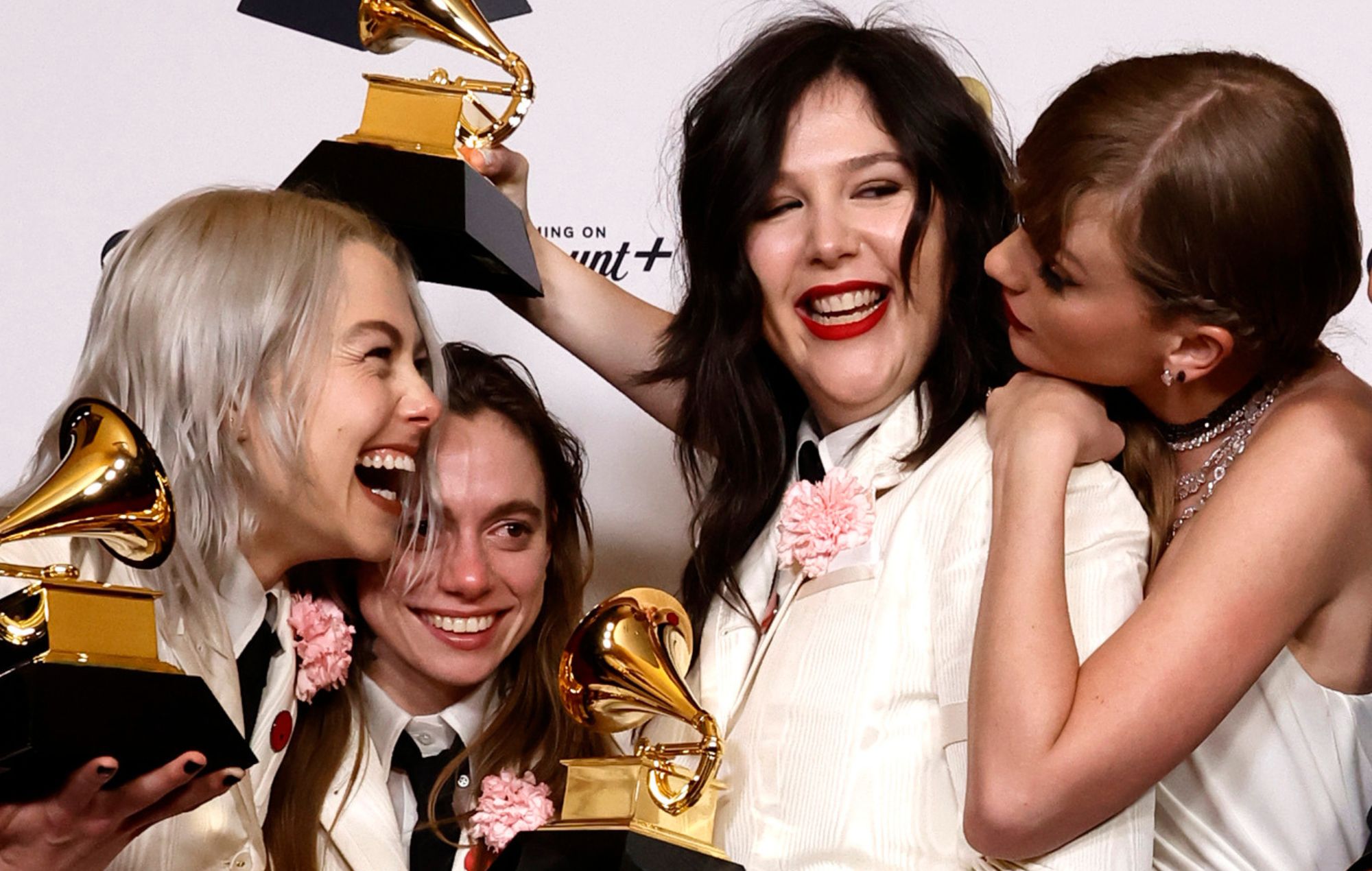 Fibi Briders, Julien Baker, Lucy Dacus, Taylor Swift,